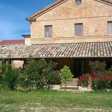Hotel Bassari *