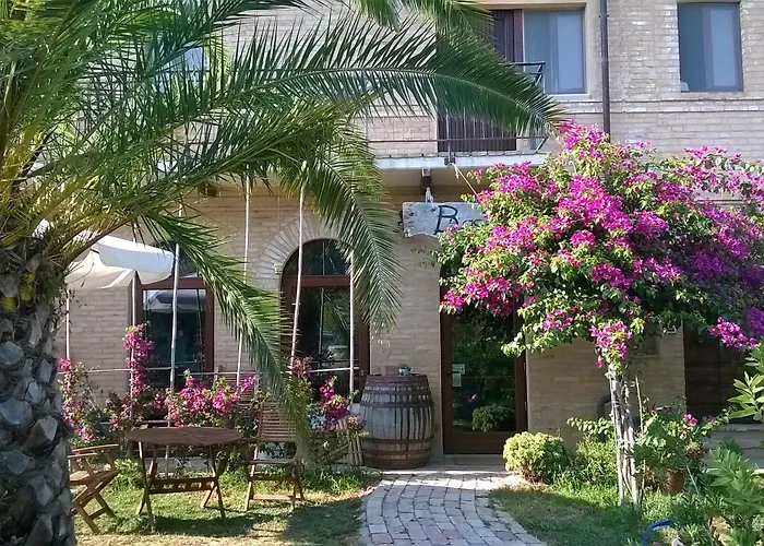 Bassari Hotel